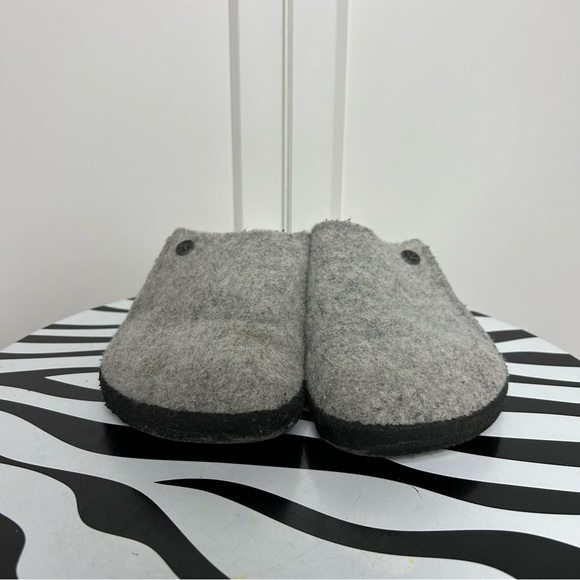 Birkenstock zermatt Grey Wool Clogs with Black Soles - Picture 2 of 7